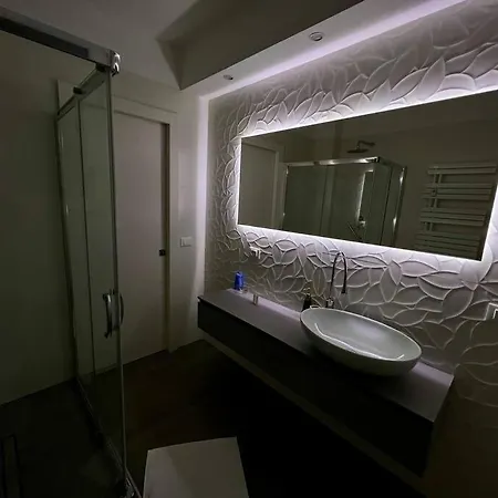 Apartment Lussuoso 130 Mq Zona Cipro Rome