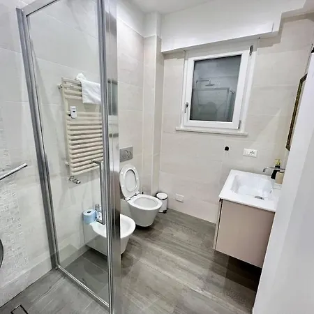Lussuoso 130 Mq Zona Cipro Appartamento
